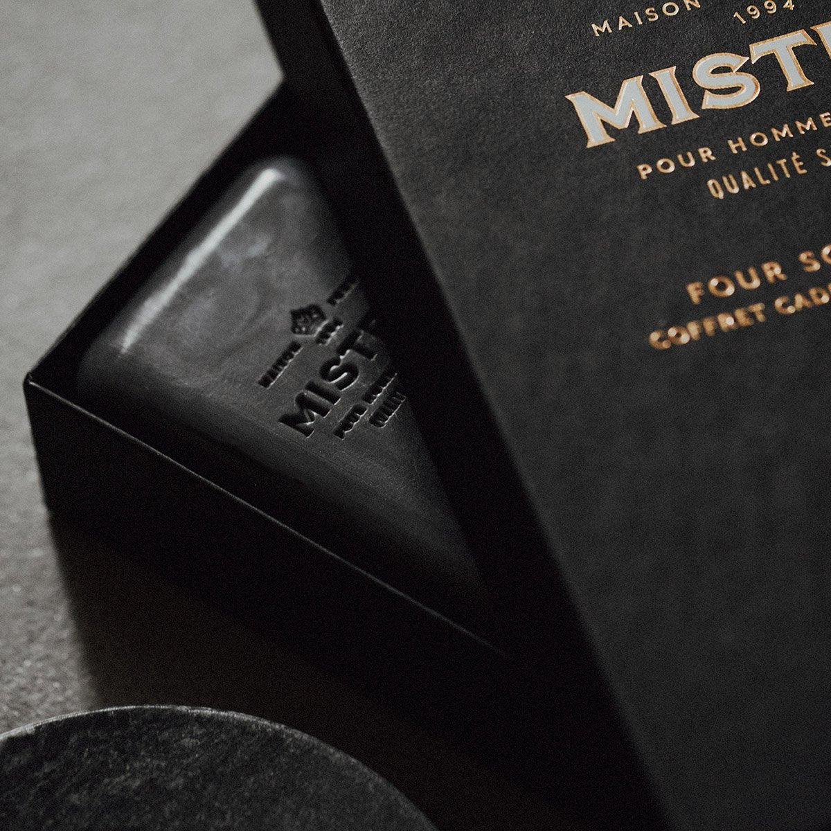 https://www.mistralsoap.com/cdn/shop/products/Mistral-Mens-Hero-4SoapBox-1_149b8df2-1b22-467a-aab9-24bd60ed6318.jpg?v=1683231538